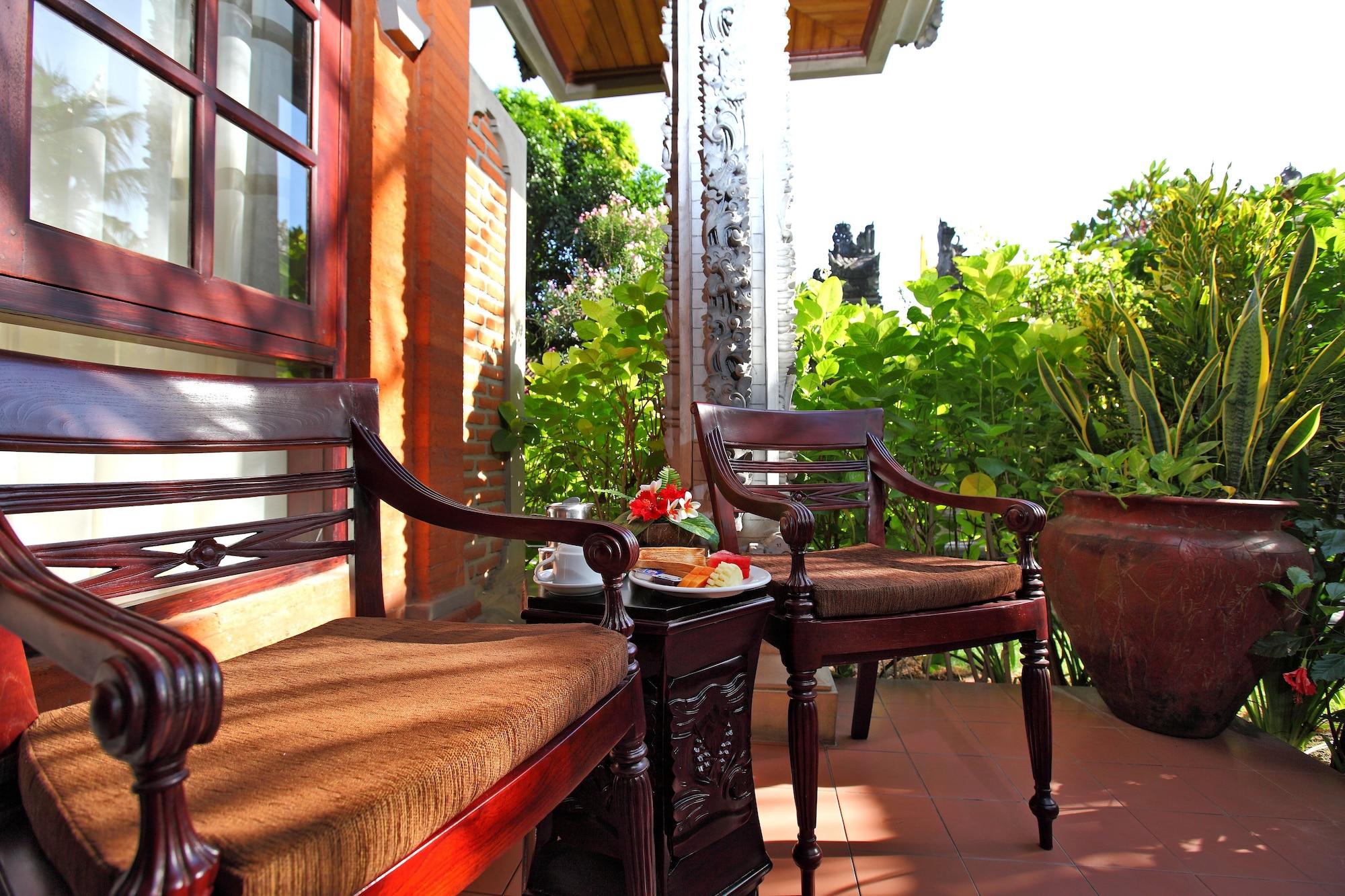 Adi Dharma Hotel Legian Екстер'єр фото
