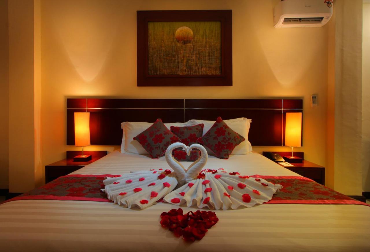 Adi Dharma Hotel Legian Екстер'єр фото