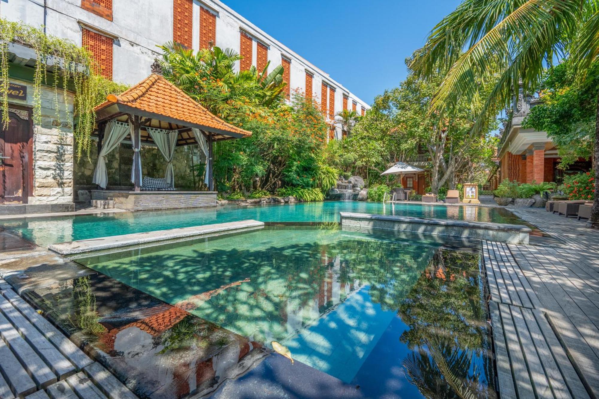Adi Dharma Hotel Legian Екстер'єр фото