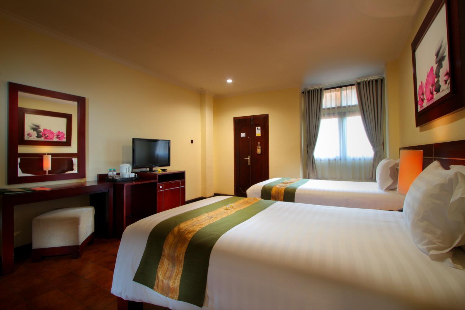 Adi Dharma Hotel Legian Екстер'єр фото