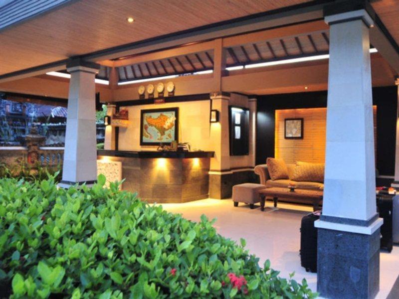 Adi Dharma Hotel Legian Екстер'єр фото