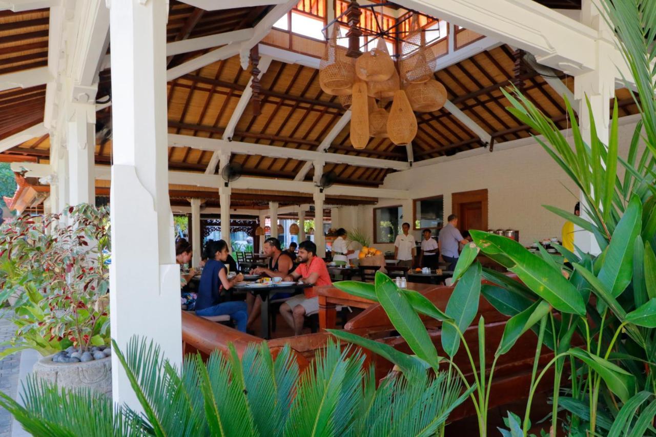 Adi Dharma Hotel Legian Екстер'єр фото